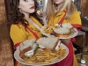 2 BROKE GIRLS